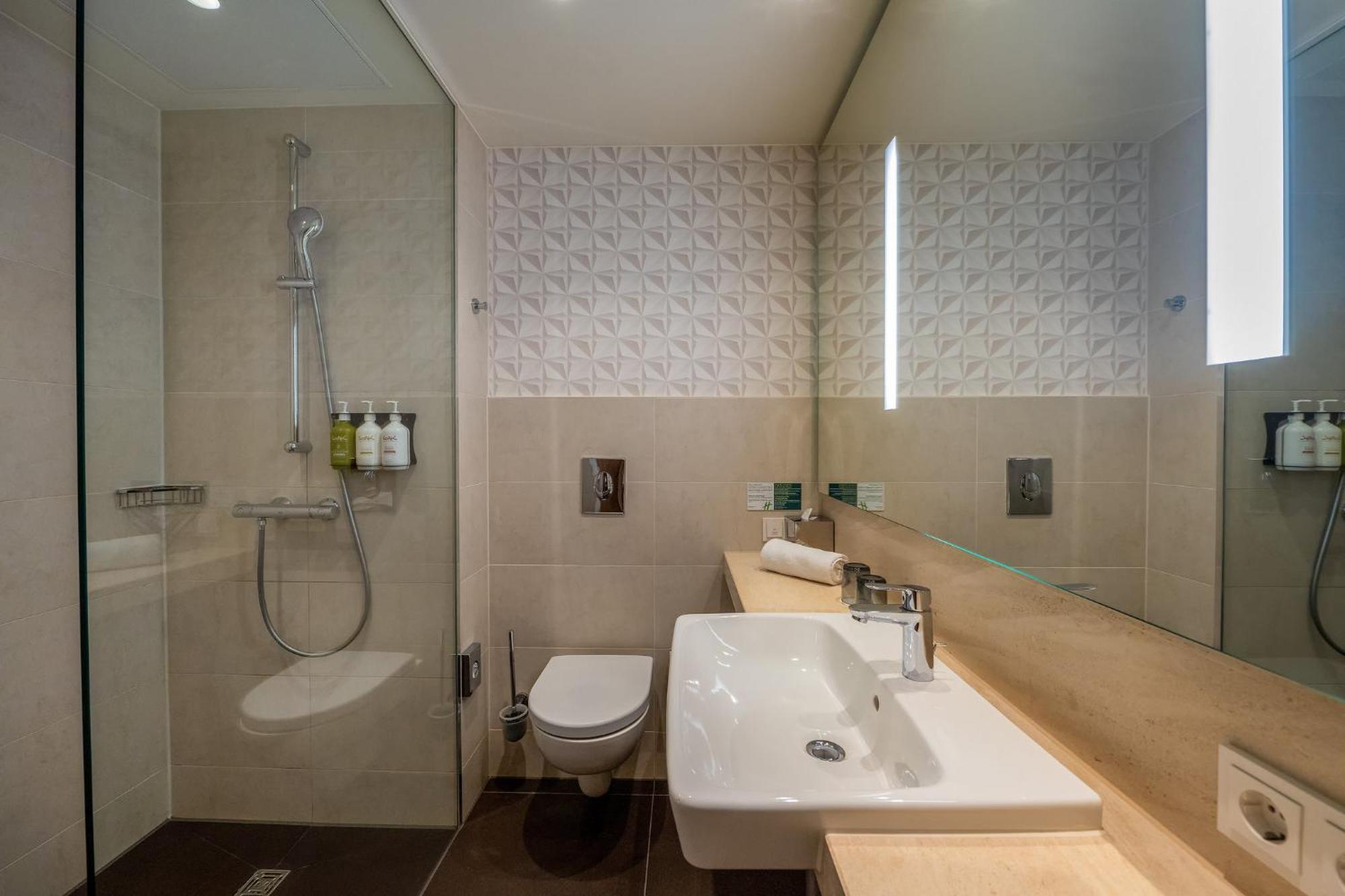 Premium King Room